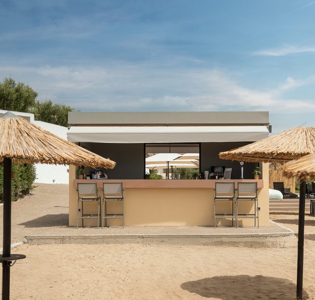 AURA Beach Bar (3) AURA Beach Bar (3)